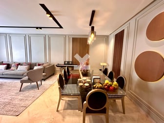 user-CA082873-image