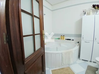 user-CA083985-image
