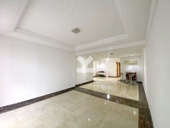 user-CA086364-image