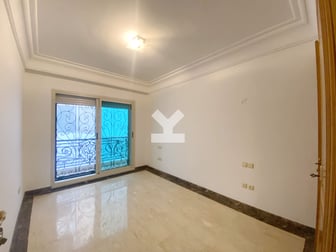 user-CA086364-image