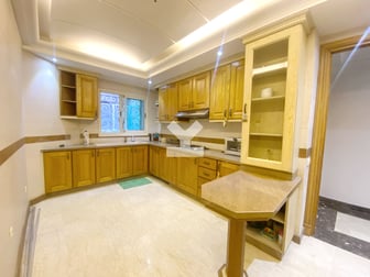 user-CA086364-image