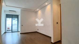 user-CA087564-image