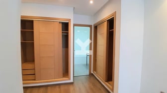 user-CA087564-image