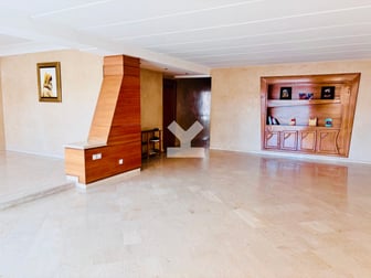 user-CA088400-image