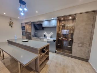 user-CA089519-image