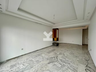 user-CA090589-image