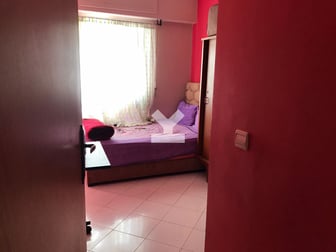 user-CA093283-image