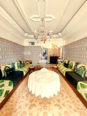 user-CA093611-image