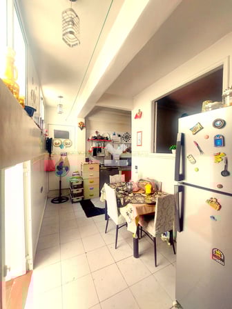 user-CA093611-image