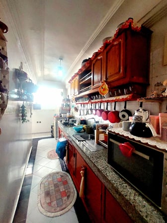 user-CA093611-image