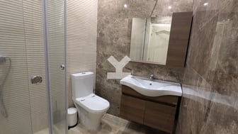 user-CA093722-image