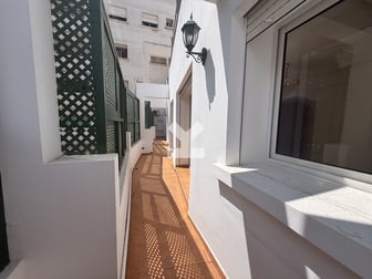 user-CA093835-image