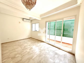 user-CA093835-image