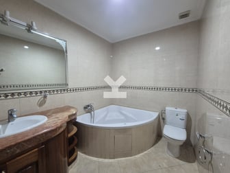 user-CA094364-image