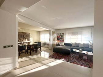 user-CA095319-image
