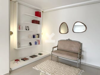 user-CA095319-image