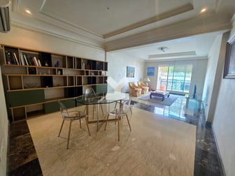 user-CA095540-image