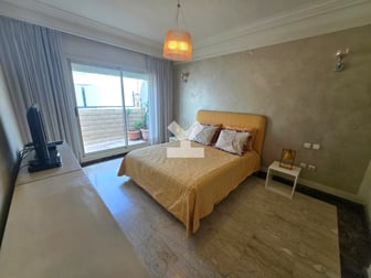 user-CA095540-image
