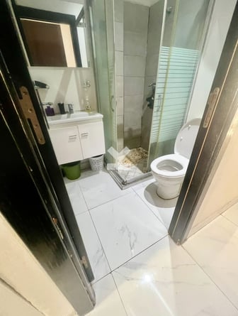 user-CA096024-image