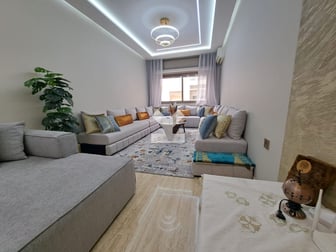 user-CA096674-image