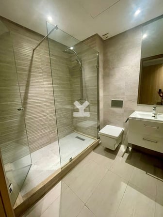 user-CA098096-image