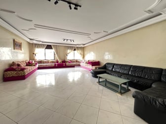 user-CA100033-image