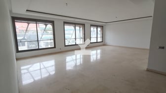 user-CA110558-image