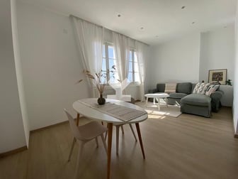 user-CA117893-image