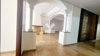 user-CA119171-image