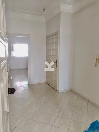 user-CA120050-image