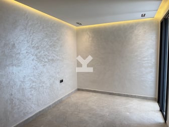 user-CA120219-image