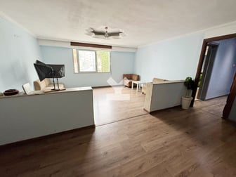 user-CA121850-image