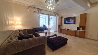 user-CA124313-image