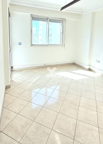 user-CA125508-image