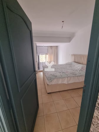 user-CA126099-image