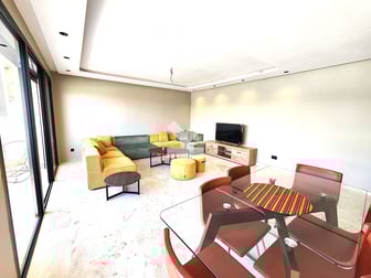 user-CA127043-image