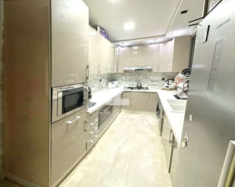 user-CA127061-image