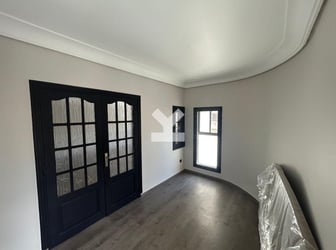 user-CA127461-image