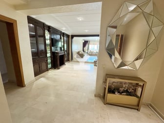 user-CA127879-image