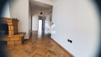 user-CA136001-image