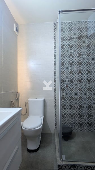 user-CA136399-image