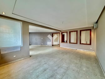 user-CA139010-image