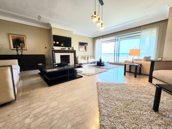 user-CA140443-image