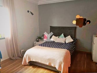 user-CA142605-image