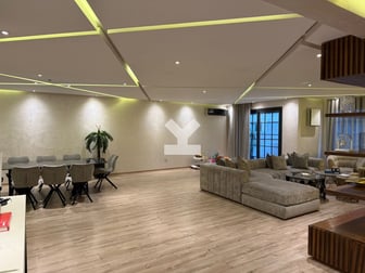 user-CA143073-image