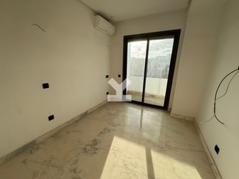 user-CA146528-image