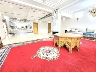 user-CA149074-image