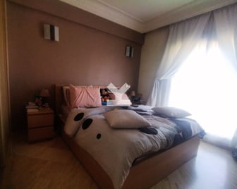 user-CA150379-image