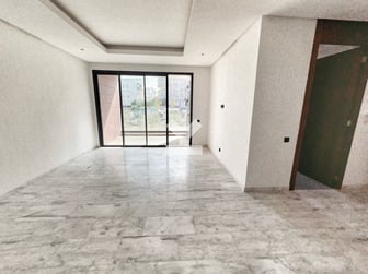 user-CA150409-image