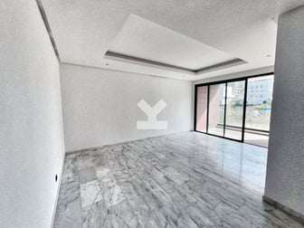 user-CA150409-image
